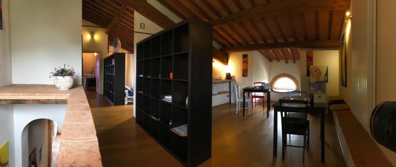 L'Albero Di Gameli Bed and Breakfast Chiusi Eksteriør billede