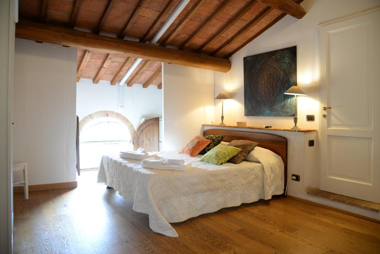 L'Albero Di Gameli Bed and Breakfast Chiusi Eksteriør billede