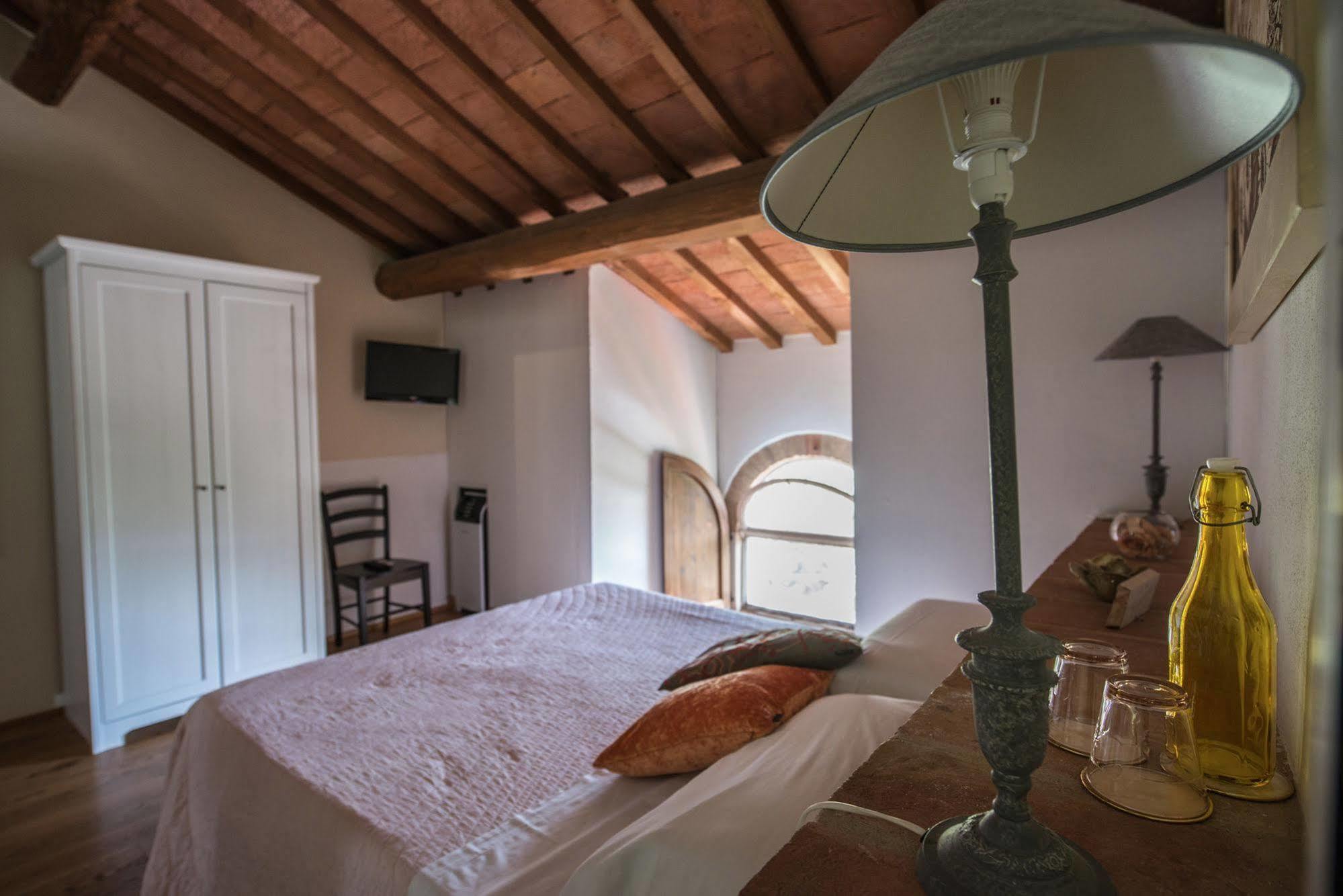 L'Albero Di Gameli Bed and Breakfast Chiusi Eksteriør billede